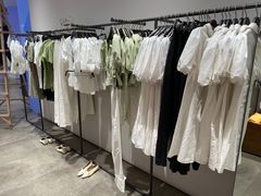 -URBAN REVIVO(西安Momopark店)