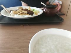 -上海外国语大学（松江校区）食堂