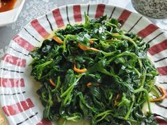 -天天向上素食餐厅(五台山店)