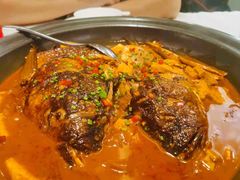 乾隆鱼头-乾隆美食·本帮菜(黄河路店)