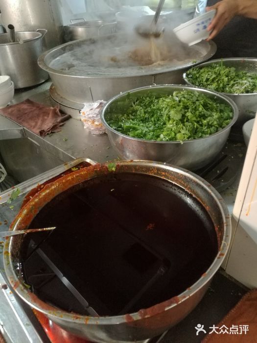 清真·马安军辣子牛肉面图片