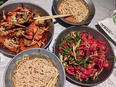 -巴厘龙虾·榜首油焖大虾(音乐学院·沿江酒馆店)
