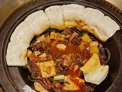 -锅飘飘·东北铁锅炖(雨花客厅店)