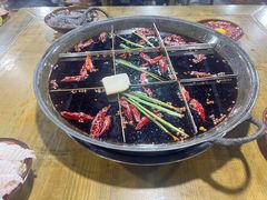 -正南齊北重庆老火锅(光华村直营店)