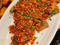 干烧武昌鱼-莲餐厅·湖北菜·藕汤是头牌(愚园路店)