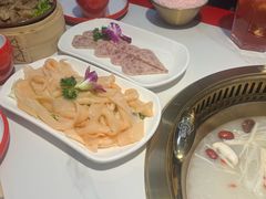 -欠火锅·水牛毛肚·团建聚餐·生日宴(何山路店)