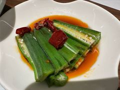 -港丽餐厅(正大店)