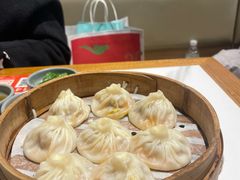 头牌蟹粉小笼-馋三尺蟹粉小笼(人民广场店)