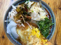 -巍山𤆵肉饵丝