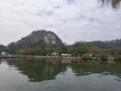 -星湖旅游景区七星岩