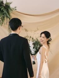 -喜爱高定婚纱摄影