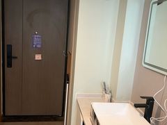 -乐嗨公寓(苏州火车站店)