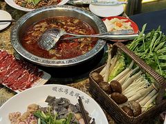 -顺水湾·牛肉牛杂火锅(驾鹤店)