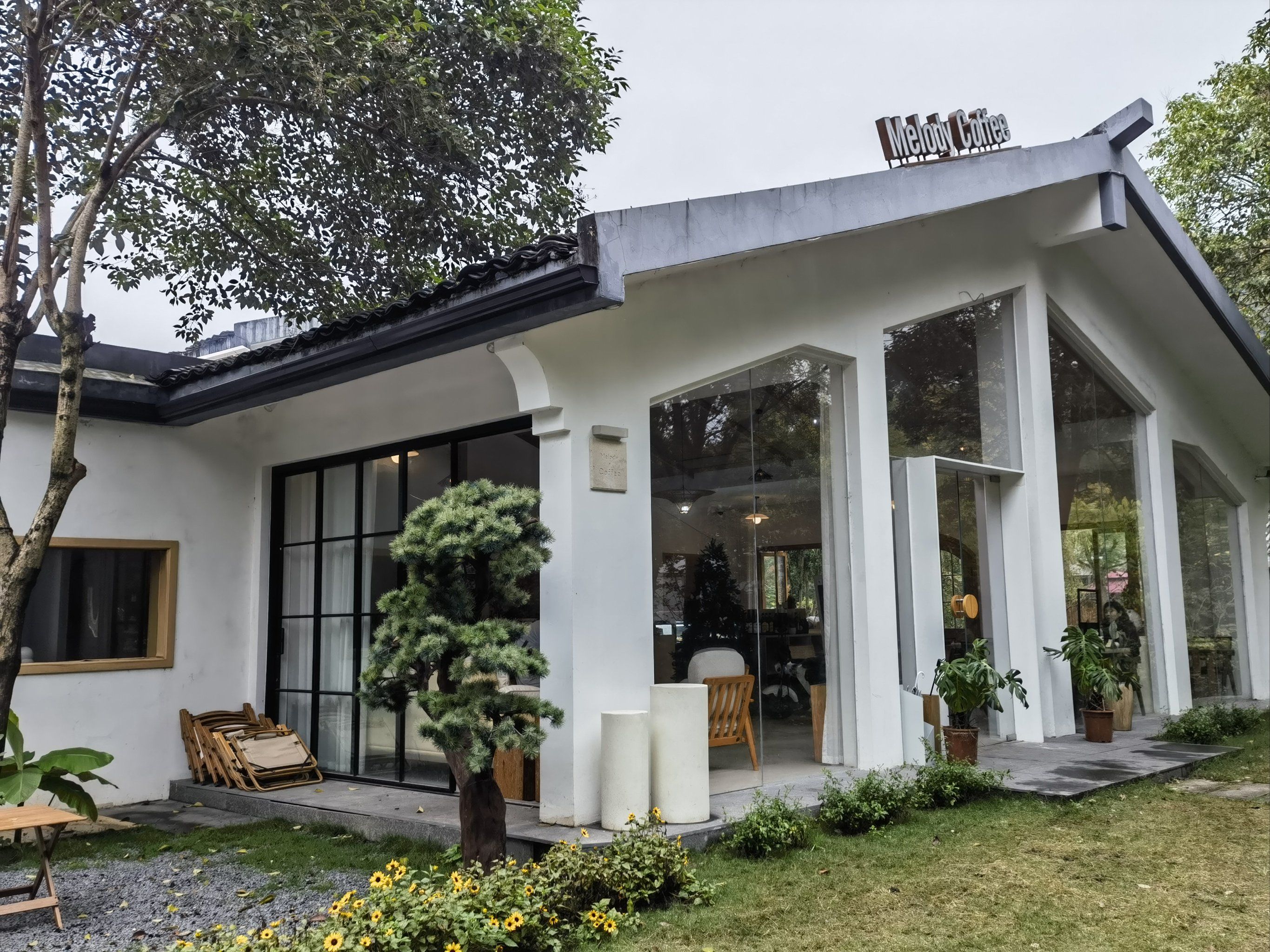 白房子里的舒适时光