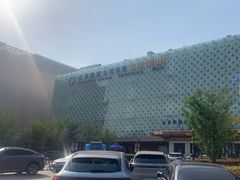 -红星美凯龙国际家居博览中心至尊mall停车场