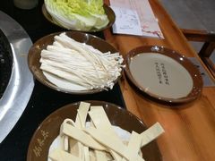 -锅来乐地锅鸡(安亭店)