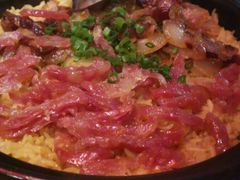 正宗广东腊肉煲仔饭-馬蘭花開(车站大道店)
