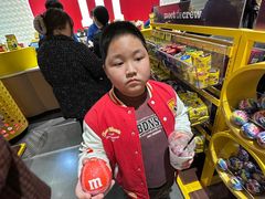 -m豆巧克力世界(上海世茂广场店)