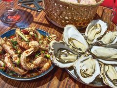 -蚝堡海鲜·威海菜·海肠捞饭·烧烤·亚洲吃蚝公司(幸福门店)