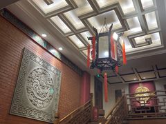 -梅龙镇酒家(南京西路总店)