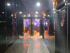 -最先生·烧烤·火锅·音乐聚会餐厅(大悦城店)