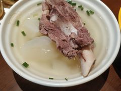 大骨头萝卜汤-大壶春生煎(四川中路店)