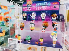 -泡泡玛特POPMART(侨福芳草地店)