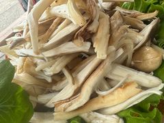 -菌海森林·非遗野生菌火锅(西山区滇池路摩根道店)