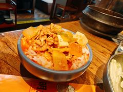 -明洞阿姨·韩式酱蟹烤肉·创意料理(三元桥店)