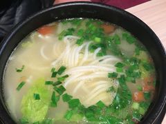 -苗乡米线(建军路店)