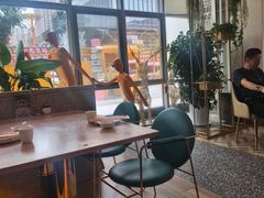 -红樱桃·欢乐餐厅(太原里店)