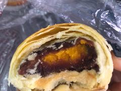 豆沙蛋黄酥-闻酥园(大慈寺店)