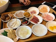 -桥香园云南过桥米线(金马碧鸡店)