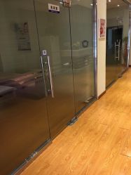 -苗方清颜专业祛痘养生