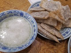 老北京炸灌肠-门框胡同百年卤煮(新街口店)