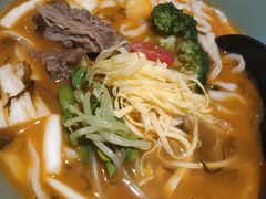 特制雪菜牛腩面-陳八两面家(滨江天街店)