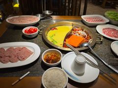 -小天鹅火锅·一线江景洪鼎旗舰店(洪崖洞店)