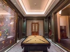 -白玉兰广场停车场