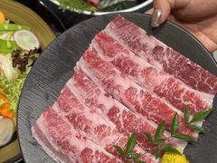 -山川小町·极番烧肉(新地假日广场店)