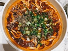元盅酸辣汤-鼎泰丰(三里屯店)