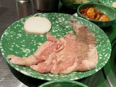 -欧巴炭烤肉오빠숯불구이(南京东路店)