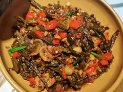 -黄泥岗·地道湖北菜(奥特莱斯店)