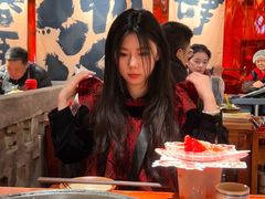 -周小明火锅(黑金冠社区店)