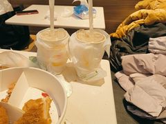 -麦当劳(汉口火车站候车室店)