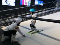 -Hopo Snow 城市滑雪空间(来福士广场购物中心店)