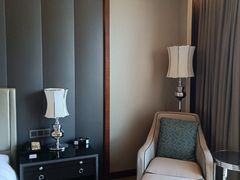 -天津京基皇冠假日酒店