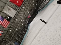 -乔波室内滑雪场