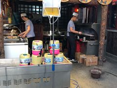 -旺角小渔村·海肠捞饭开创者(环山路店)