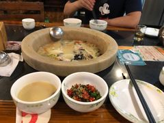 -抚仙湖生态石锅鱼野生菌(告庄店)