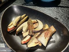 -菌自由丨野生菌火锅特色庭院餐厅(丽江古城店)